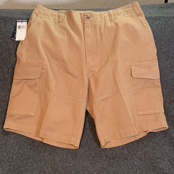 Polo Ralph Lauren Men's Relaxed Fit 10-inch Chino Cargo Short in Luxury Beige.